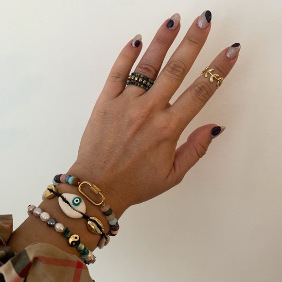 Evil eye Seashell She’ll Puka Cowrie Bracelet - Picture 6 of 7